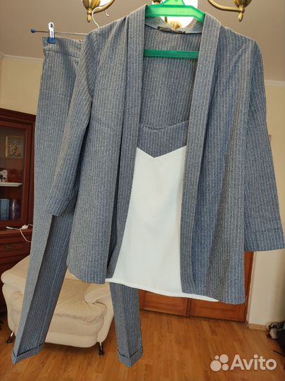 Костюм с топом рр 42