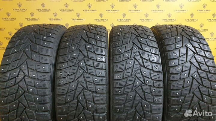Dunlop SP Winter Ice 02 215/55 R17 98T