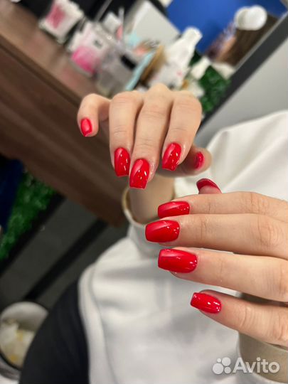 Маникюр левый берег. Салон