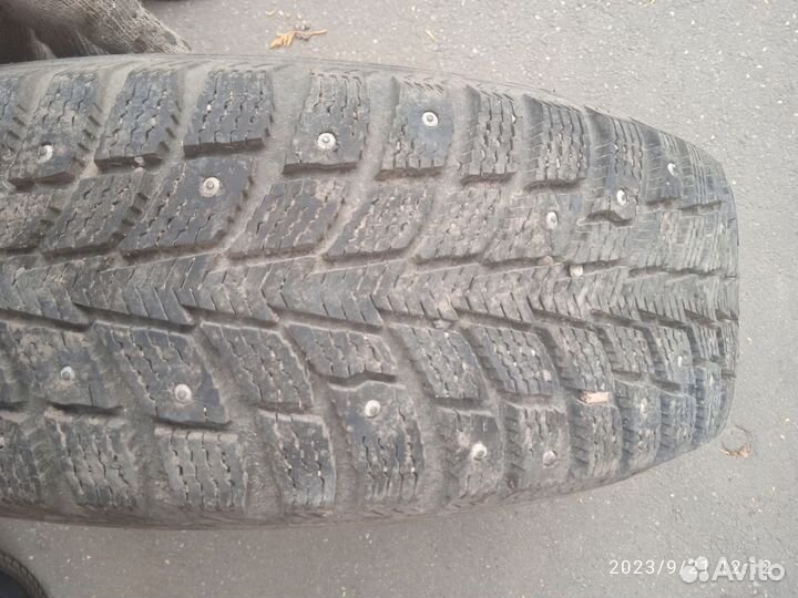 R13 Nokian Tyres Hakkapeliitta 2 175/70, PCD 4x98 DIA 10