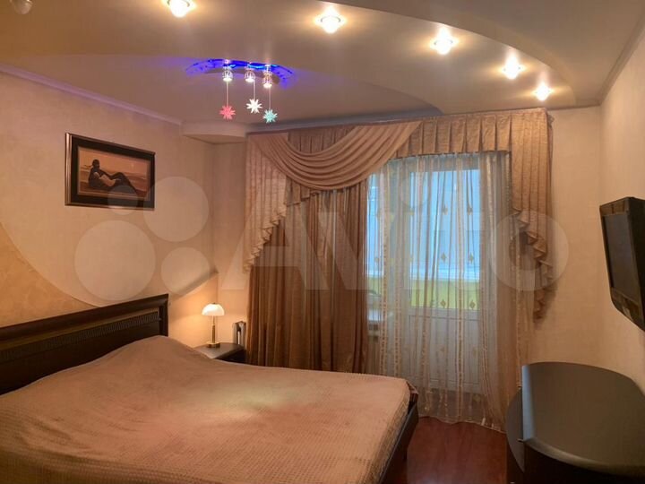 3-к. квартира, 99 м², 2/14 эт.