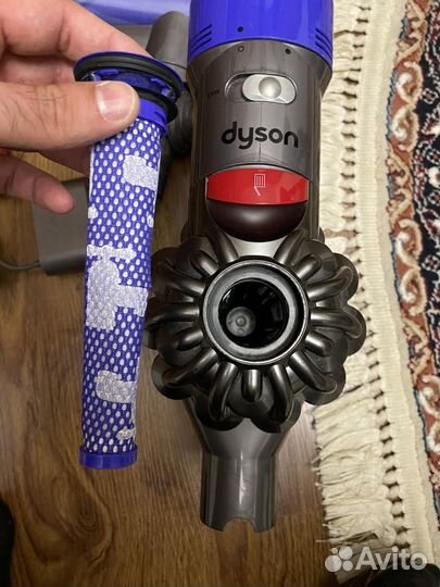 Пылесос dyson v8