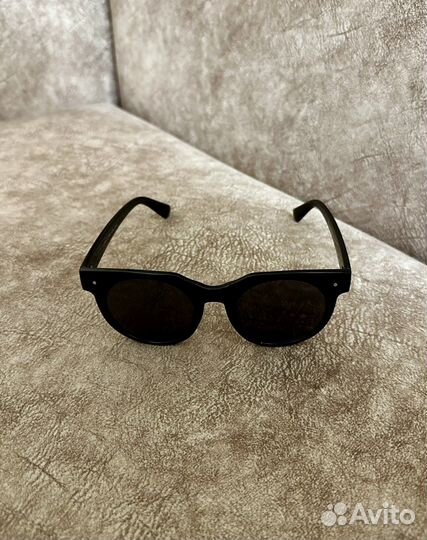 Солнцезащитные очки