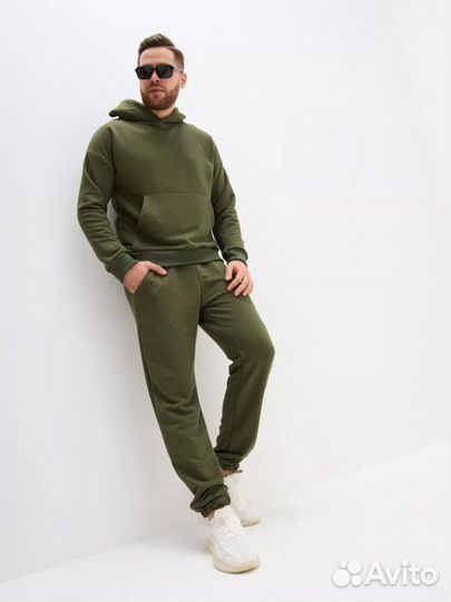 Костюм спортивный