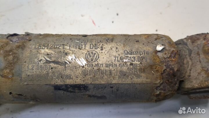 Амортизатор подвески Volkswagen Touareg, 2008