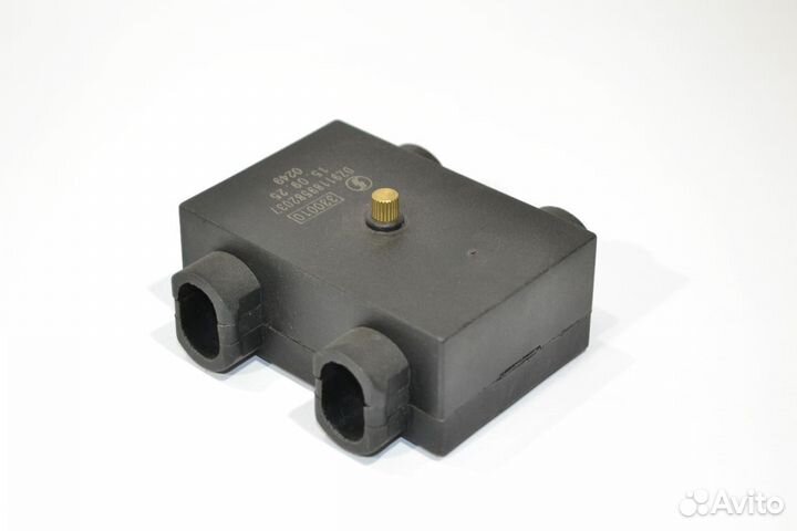 Реле shaanxi предохранителей в акб отсеке 037