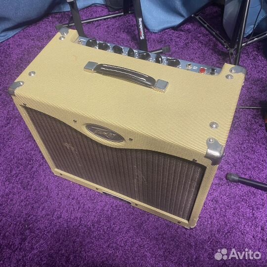 Ламповый гитарный комбоусилитель Peavey classic 30