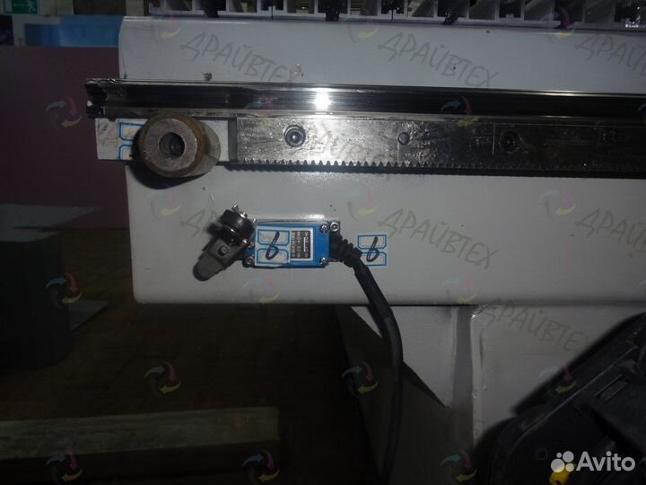 Фрезерно-гравировальный станок RJ2040