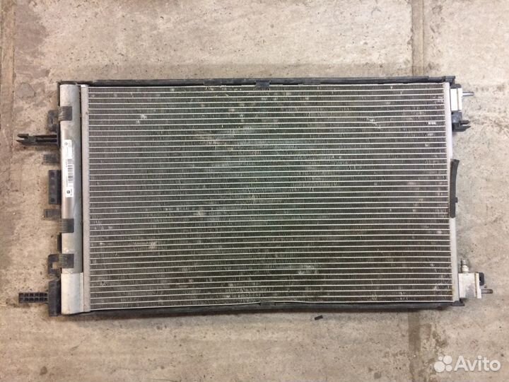 Радиатор кондиционера Opel Insignia GM 13330217