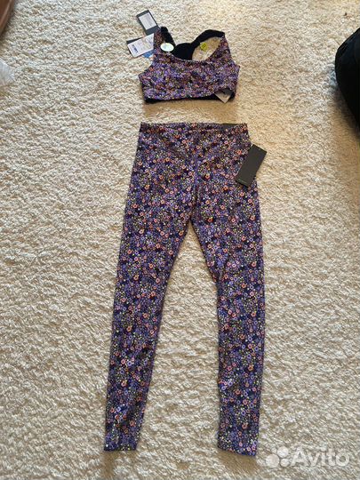 Спортивный костюм для занятия фитнесом