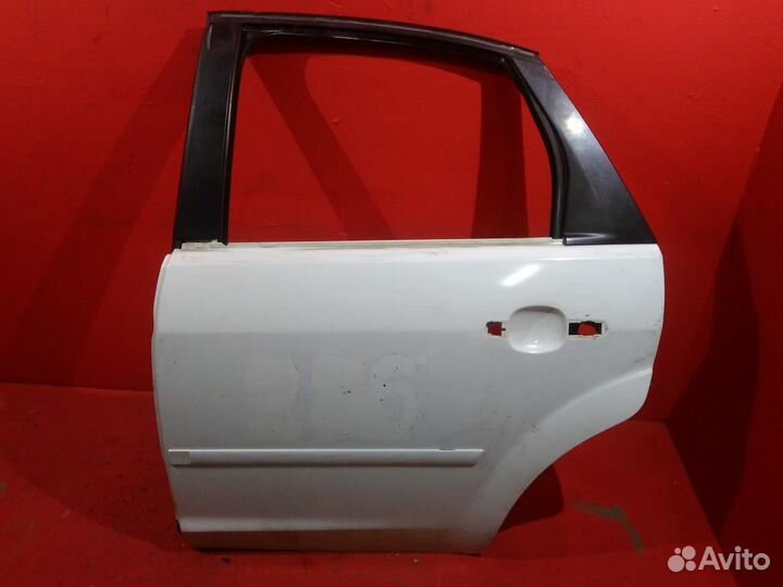 Дверь задняя левая Форд Фокус 2 под окрас