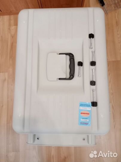 Переноска для собак Triol Medium