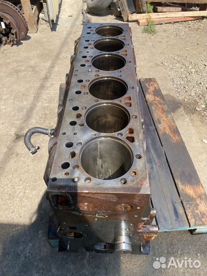 Блок цилиндров Daf Xf 95 Евро 3 430 Л.с