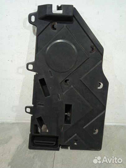 Накладка на торпедо Peugeot Partner B9 5FS 2012