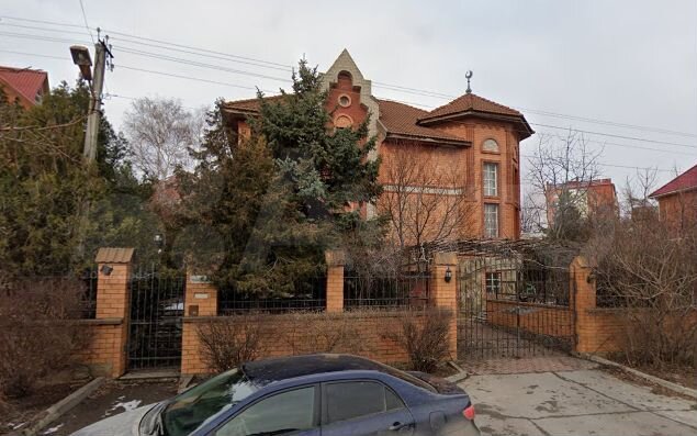 Дом 365 м² на участке 11,7 сот.