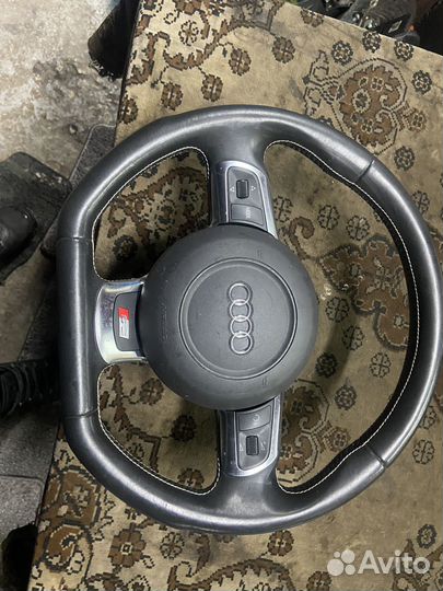 Рулевое колесо audi s3 8p 2010
