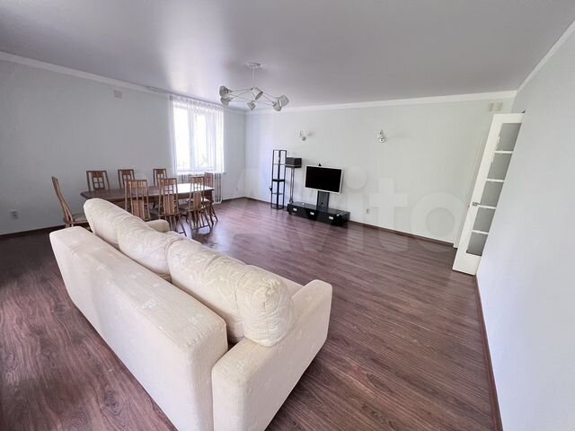 4-к. квартира, 166 м², 2/3 эт.