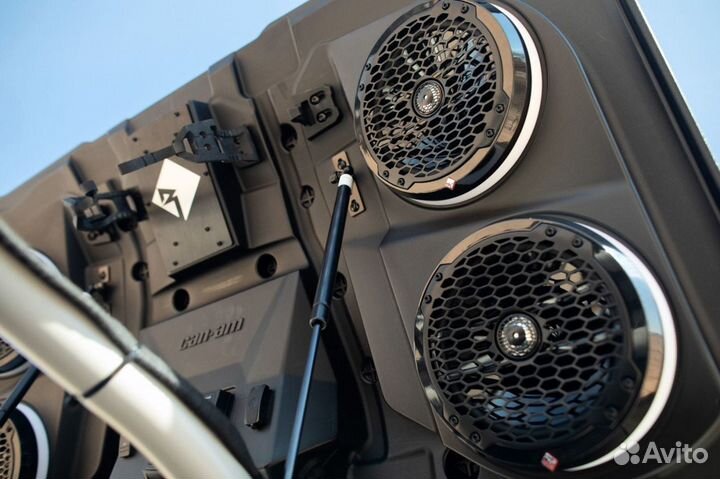 Подъёмный механизм музыкальной крыши Maverick X3