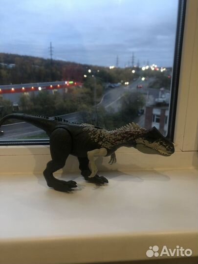 Динозавры jurassic world