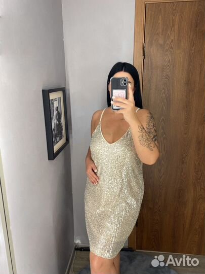 Платье с паетками Calliope