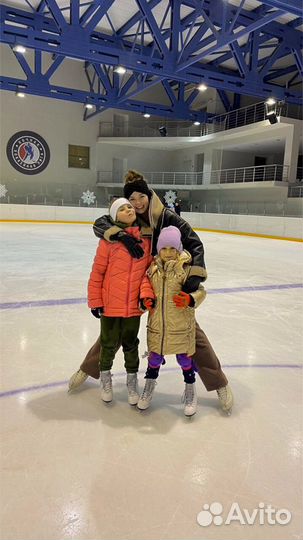 Тренер по фигурному катанию