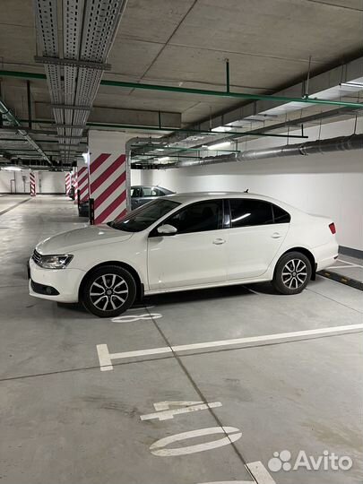 Volkswagen Jetta 1.6 AT, 2012, 159 600 км