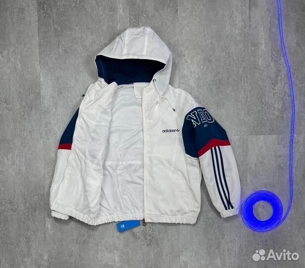 Ветровка Adidas neo