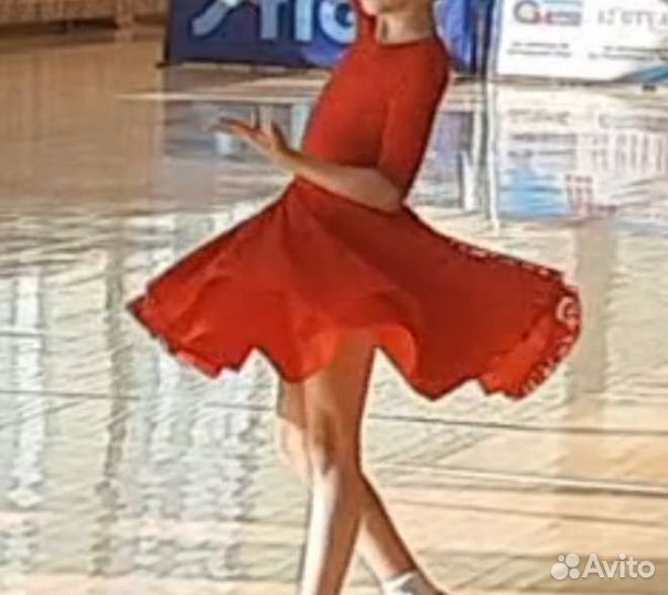 Рейтинговое платье для спортивно бальных танцев