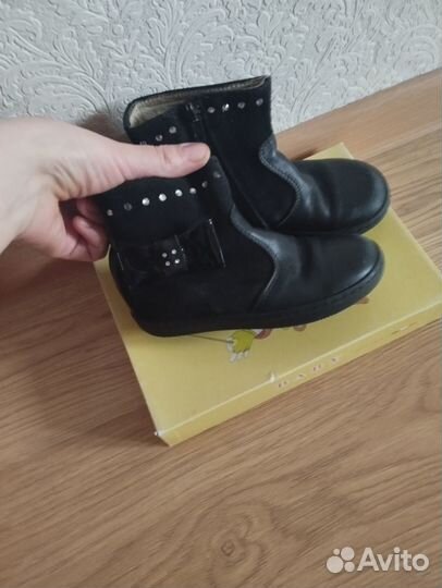 Ботинки осенние для девочки