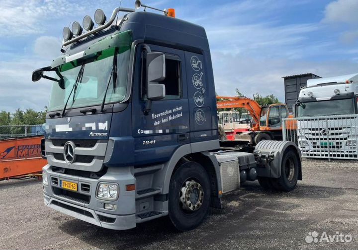 В разборке грузовик Mercedes,Actros mpii 2002-2009