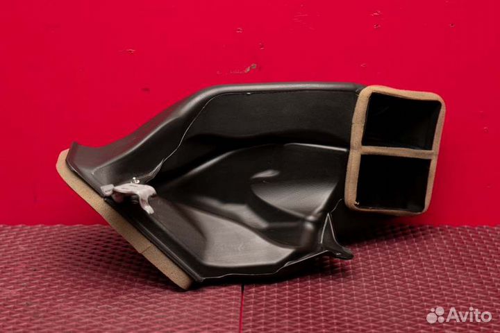 Воздуховод Toyota Land Cruiser 200 1VD 2015