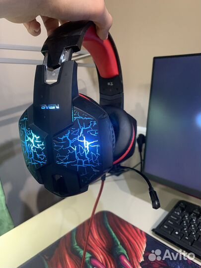 Игровые наушники