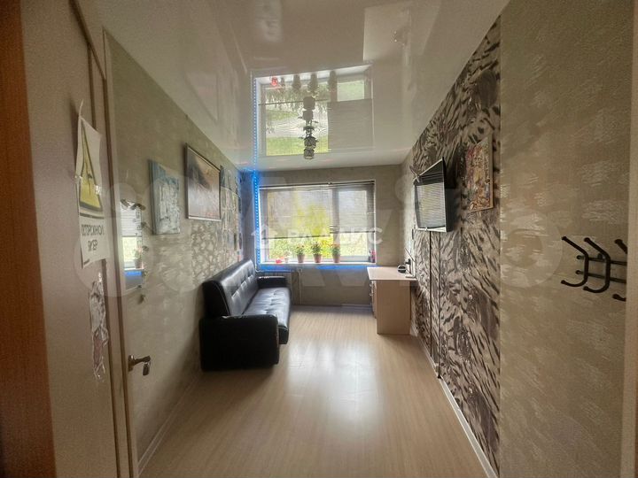 4-к. квартира, 90,7 м², 2/5 эт.