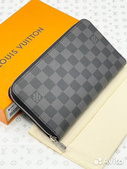 Louis vuitton портмоне