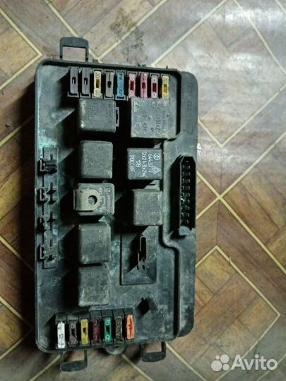 Блок предохранителей LADA 2109