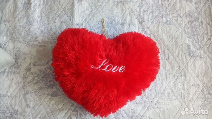 Декоративные подушки: сердце, мышь