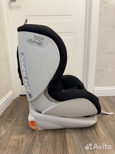 Детское автокоесло Britax Roomer Trifix 2