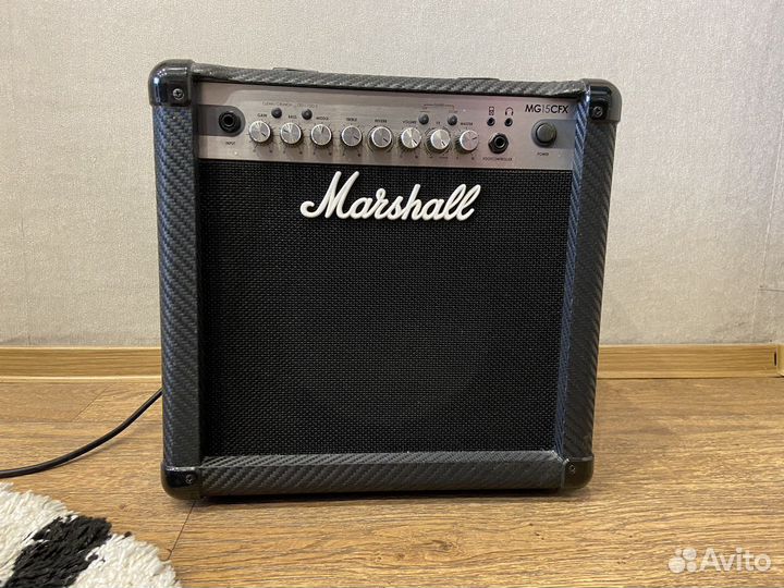 Комбоусилитель гитарный Marshall mg15cfx