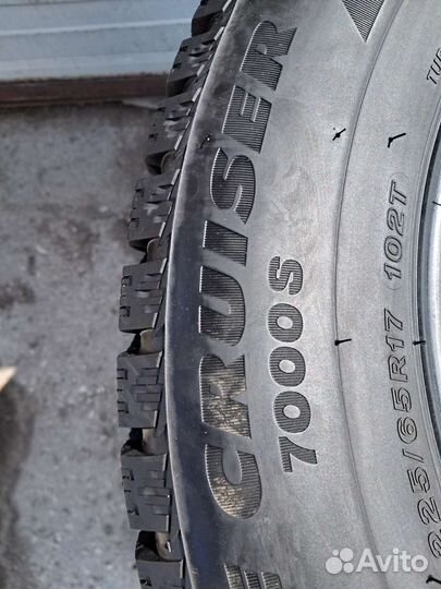 Bridgestone Ice Cruiser 7000S 225/65 R17 102T