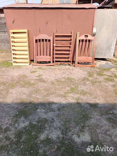 Продаю детская кровать с маятником