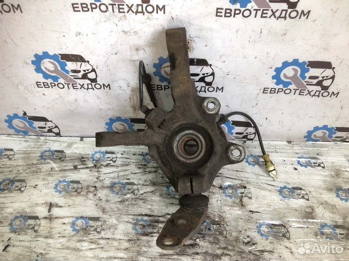 Кулак поворотный + ступица передний левый Renault