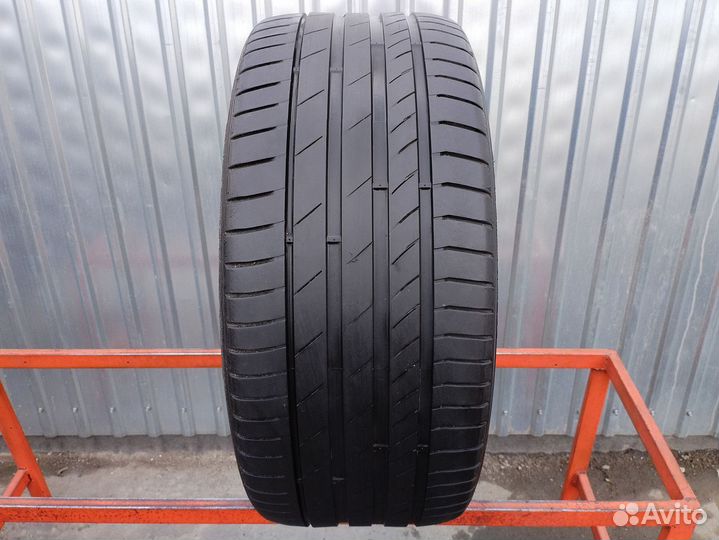 Kumho Ecsta PS71 SUV 285/35 R22 106Y