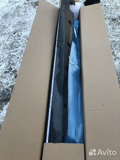 Накладка на пороги mercedes gle w166