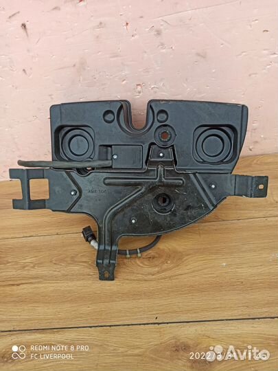 Корпус пневмоподвески перед Land Rover L494 L405