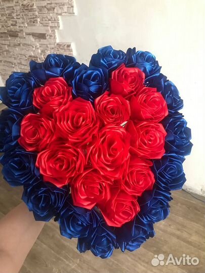 Букет из атласных лент