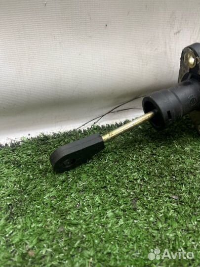 Главный цилиндр сцепления Hyundai Tucson SUV G4GC