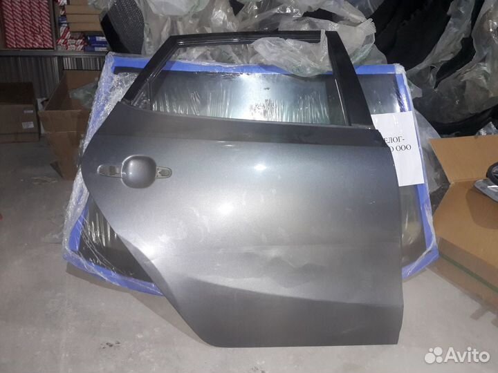 Дверь задняя правая Hyundai i30