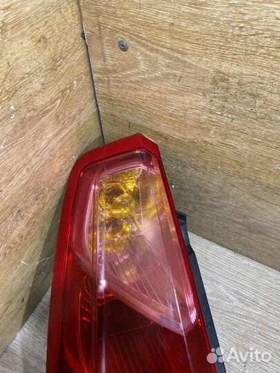 Фонарь задний левый Fiat Punto 3 Арт. 111450