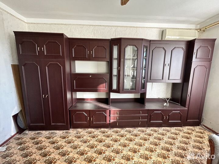 Стенка в гостиную со шкафом