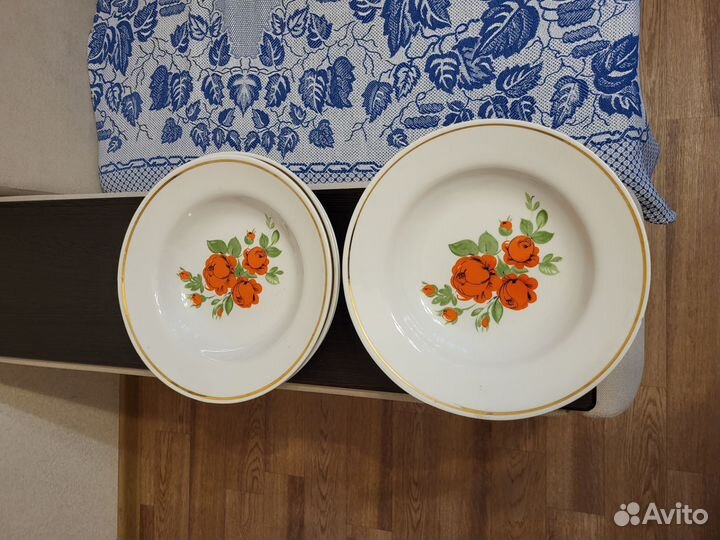 Тарелка большая